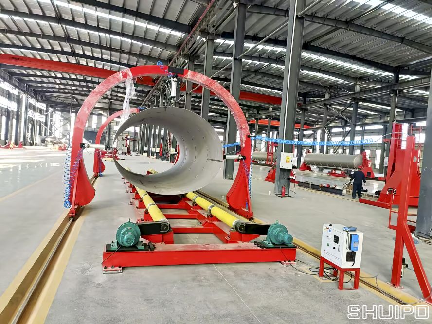 带气动夹紧龙门架的长轴滚轮架 带气动夹紧龙门架的长轴滚轮架