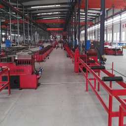 半挂车自动焊接生产线